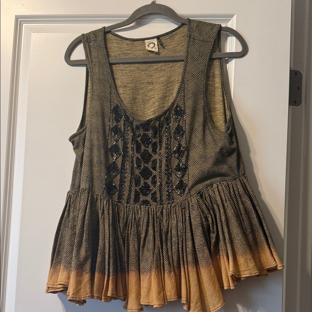Beaded Ombre Peplum Tank Top - Black and Tan